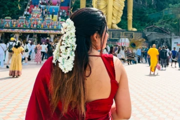 ஆடை பற்றி மோசமான விமர்சனம்.. சீரியல் நடிகை கிளாமர் வீடியோ வெளியிட்டு பதிலடி