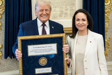 ட்ரம்பின் கைக்கு சென்ற நோபல் பரிசு ; விடாபிடியாய் நிற்கும் நோபல் குழு