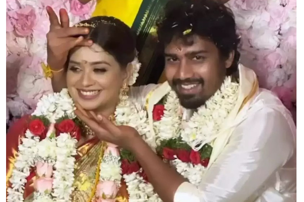 4 வயது மூத்த நடிகையை கல்யாணம் செய்த பிரபல இளம் நடிகர் - குவியும் வாழ்த்து! - தமிழ்நாடு