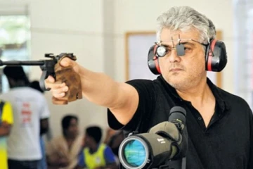 துப்பாக்கி சுடும் போட்டியில் தங்க மெடல் வென்ற தல அஜித்.. வெளியான வீடியோவை பாருங்க