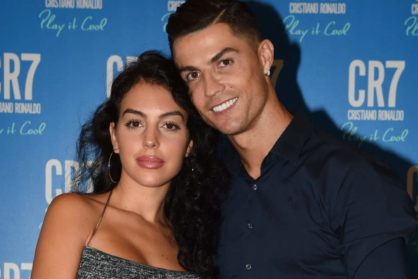 மனைவிக்கு நடுகடலில் தீவு, ரொனால்டா வேற லெவல் | Cristiano Ronaldo Purchased Private Island