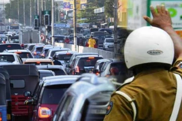 கொழும்பின் முக்கிய பகுதியில் கடும் போக்குவரத்து நெரிசலால் மக்கள் பாதிப்பு