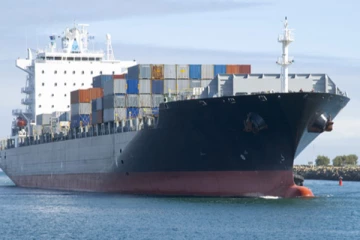 இலங்கைக்கு விரையவுள்ள ஏழு எரிபொருள் கப்பல்கள்: நாடாளுமன்றத்தில் தகவல்