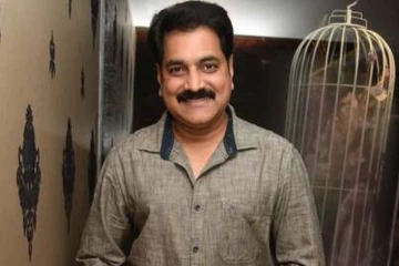 பிரபல தொகுப்பாளர் விஜய் ஆதிராஜா இது, ஆளே மாறிட்டாரே...