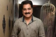 பிரபல தொகுப்பாளர் விஜய் ஆதிராஜா இது, ஆளே மாறிட்டாரே...