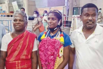 சிறிய தவறினால் பதக்க வாய்ப்பை தவற விட்டேன்! கண்களில் ஆனந்த கண்ணீர்... ஒலிம்பிக்கில் பங்கேற்றுவிட்டு வந்த தமிழக வீராங்கனை நெகிழ்ச்சி