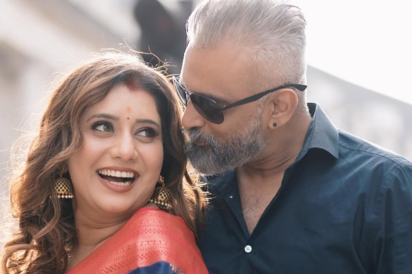 பிரியங்கா வீட்டில் விஷேசம்.. திருமணத்திற்கு பின் வரும் முதல் கொண்டாட்டம்- வைரல் பதிவு | Vj Priyanka Husband Vasi Wish Vijay Tv Awards