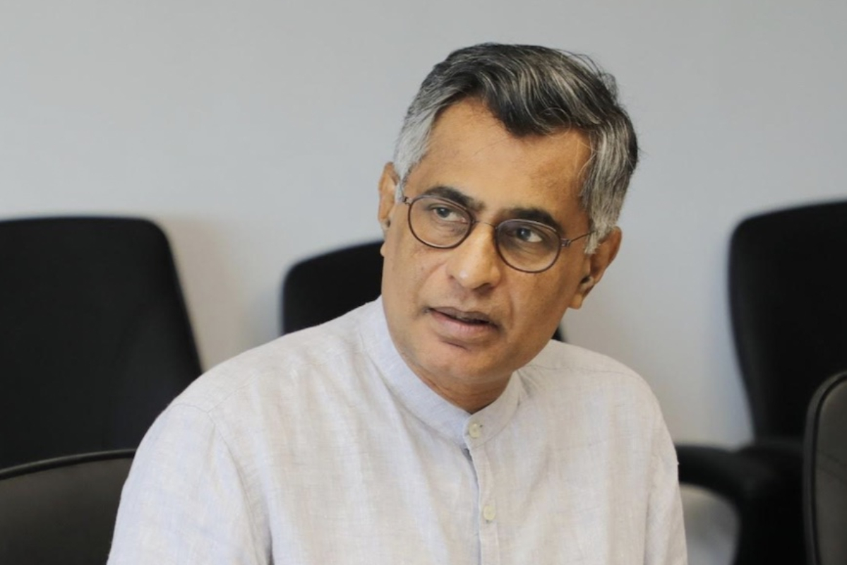 ஈஸ்டர் தாக்குதல் விவகாரத்தில் இருவரை மட்டுமே இலக்கு வைத்து விசாரணை! முன்னாள் எம்.பி குற்றச்சாட்டு | Ex Mp Demands Full Investigation Easter Attack ஈஸ்டர் தாக்குதல் விவகாரத்தில் இருவரை மட்டுமே இலக்கு வைத்து விசாரணை! முன்னாள் எம்.பி குற்றச்சாட்டு | Ex Mp Demands Full Investigation Easter Attack