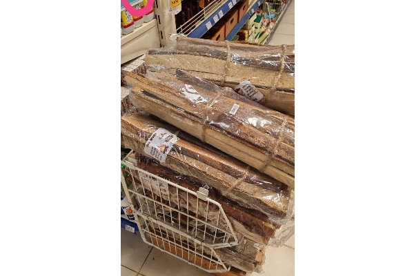 கொழும்பில் உள்ள பிரபல சூப்பர் மார்க்கெட்டில் விற்கப்படும் விறகுகள்! | Colombo Super Market Firewood Sales