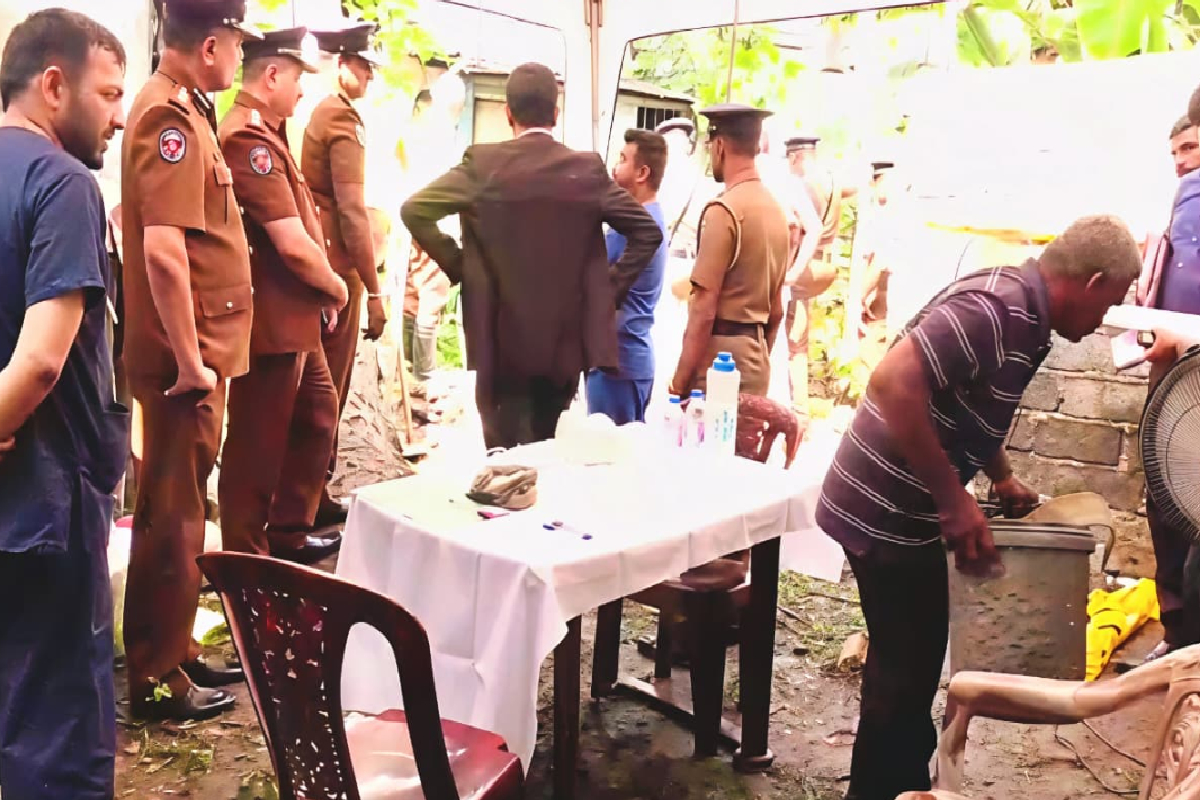 கொழும்பை உலுக்கிய தம்பதியின் சடலங்கள் ; அயல் வீட்டினர் அரங்கேற்றிய சம்பவம்; காட்டிக்கொடுத்த தங்கத்தோடு | Bodies Of A Couple Who Went Missing In Colombo