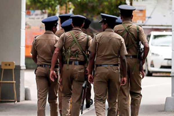 உறக்கத்தில் இருந்த குடும்பஸ்தர் கோடரியால் வெட்டிப் படுகொலை | Gampaha Murder Case உறக்கத்தில் இருந்த குடும்பஸ்தர் கோடரியால் வெட்டிப் படுகொலை | Gampaha Murder Case