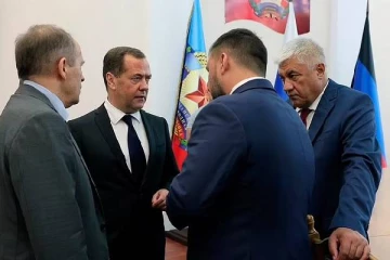 உக்ரைனில் ரஷ்யர்களின் கொடூர திட்டம்... அணுமின் நிலையத்தைச் சுற்றி நூற்றுக்கணக்கானோர் தப்பியோட்டம்