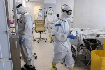 ரஷ்யாவில் தீவிரமடையும் தொற்று... ஒரே நாளில் 611 பேர் கொரோனாவால் உயிரிழப்பு!