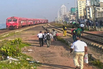 ரயில் சேவை பாதிப்பு