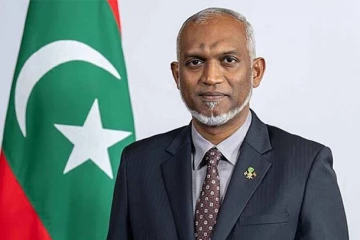 ලොක්කෙක් ශ්‍රී ලංකාවට - මාලදිවයින් ජනපති මෙරටට