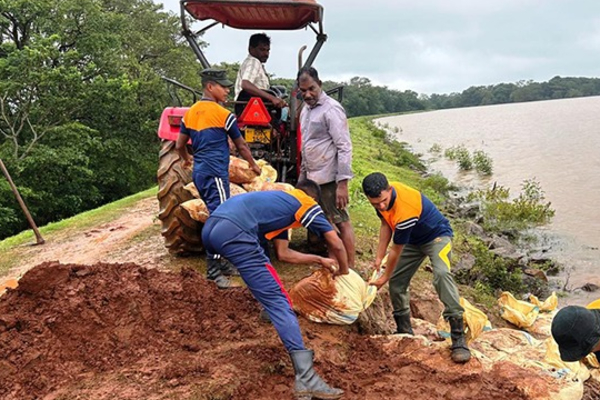 புயலினால் மண்ணில் புதையுண்ட பலரை தேடும் பணிகள் தீவிரம்: வெளியான அறிவிப்பு | Rescue Operations Continue People Reporte Buried