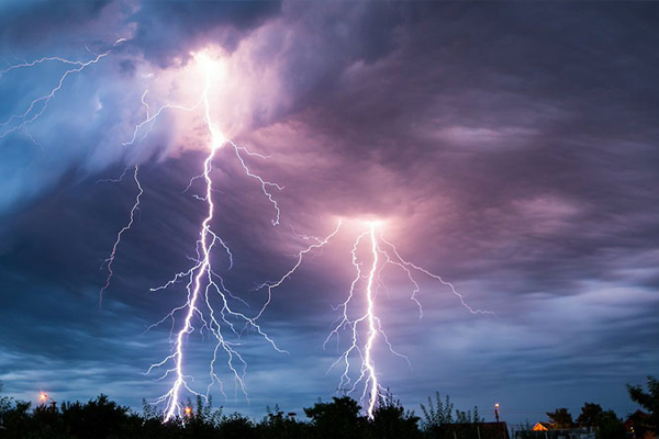இலங்கையில் ஏற்பட்ட சீரற்ற வானிலையினால் 7 பேர் பலி! | 7 People Died Due To Bad Weather In Sri Lanka