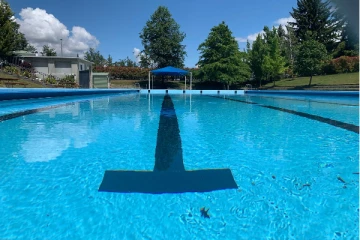 என்னது இனி மேலாடையின்றி குளிக்கலாமா? அதிர்ச்சியளிக்கும் உண்மை