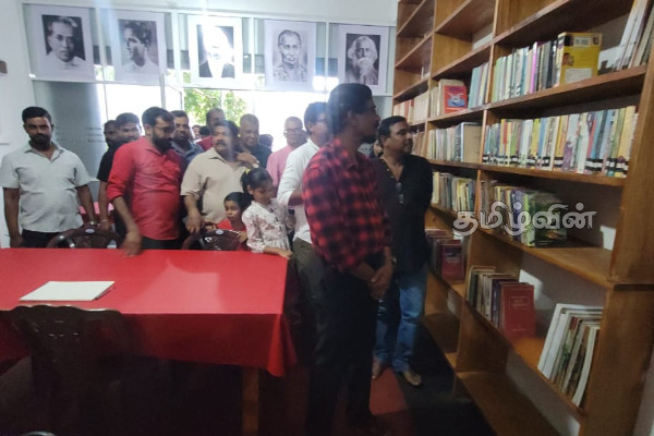 ரில்வின் சில்வாவால் யாழில் திறந்து வைக்கப்பட்டுள்ள நூலகம் | Rilwin Silva Opens Library In Jaffna
