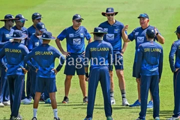 ශ්‍රී ලංකා ජාතික ක්‍රිකට් කණ්ඩායමේ ප්‍රධාන පුහුණුකරු හදිසියේම ඉල්ලා අස්වෙයි.