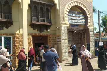 காத்தான்குடி பூர்வீக நூதனசாலைக்கு பூட்டு (Photos)