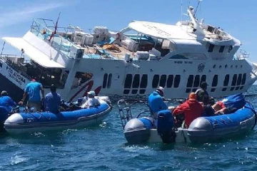 சட்டவிரோதமாக வெளிநாடு சென்ற புலம்பெயர் தொழிலாளர்கள் நடுக்கடலில் மாயம்!