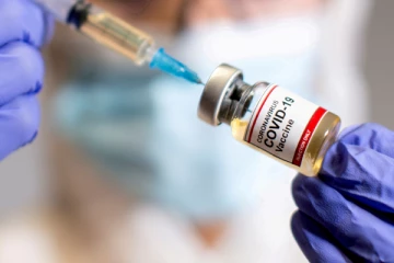 தடுப்பூசி போட விருப்பம் இல்லை... வாட்டிகனில் பணிபுரியும் சுவிஸ் பாதுகாவலர்கள் எடுத்துள்ள முடிவு