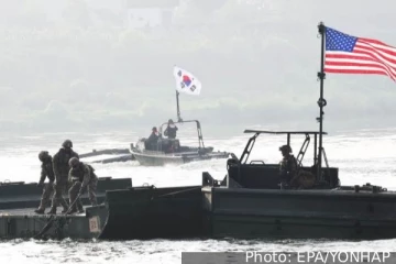 அமெரிக்கா, ஜப்பானுடன் முத்தரப்பு போர் பயிற்சி: புறக்கணிக்க முடிவு செய்த தென் கொரியா