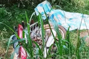 පියාගේ මළගමට පෑමිණි පුතත් අවසන් ගමන් ගිය පුවත..