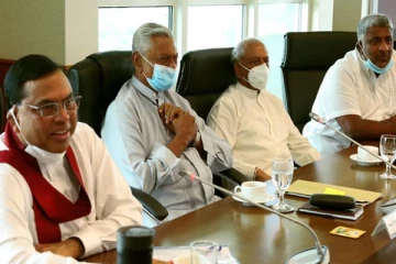 முன்னாள் அமைச்சர்களின் வீடுகளில் சிக்கிய ஆதாரங்கள் - வெளியான அதிர்ச்சித் தகவல்