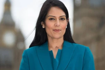 பிரித்தானிய உள்துறை மந்திரி பதவியை ராஜினாமா செய்த பிரீத்தி பட்டேல்!