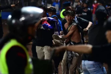 கஞ்சுருஹான் விளையாட்டு மைதானத்தை தகர்க்க இந்தோனேசியா தீர்மானம்