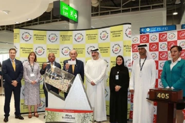 துபாயில் வேலைபார்க்கும் இந்தியருக்கு லொட்டரியில் அடித்த அதிர்ஷ்டம்! ரூ.8 கோடி பரிசு