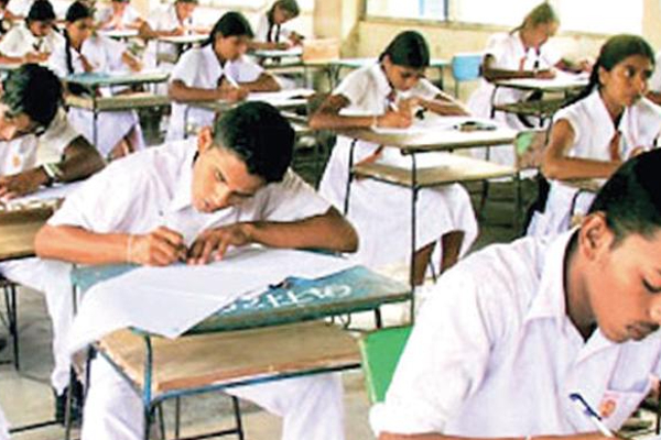 உயர்தர பரீட்சை தொடர்பில் கல்வி அமைச்சிடம் விடுத்த கோரிக்கை! | Ministry Of Education High Quality Examination