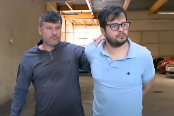 மயக்கமடைந்த நோயாளிகளிடம் மருத்துவரின் அட்டகாசம்: 20,000 ஆபாச படங்கள் மீட்பு