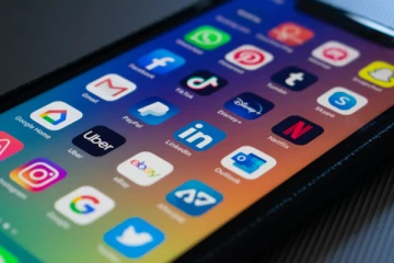 இலங்கையில் சமூக ஊடகங்கள் முடக்கம்!