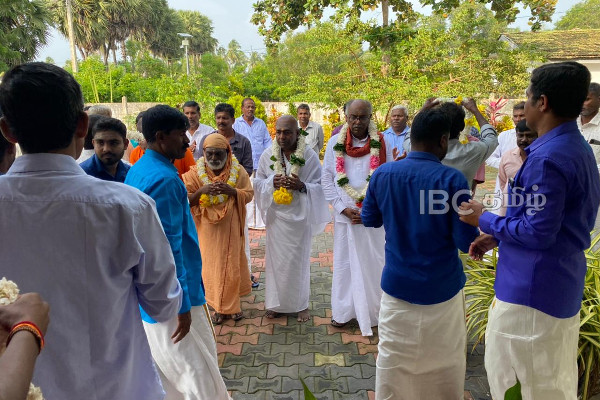 சம்பூர் தமிழ் கலாமன்ற முத்தமிழ் விழாவில் ஆறுமுகநாவலருக்கு திருவுருவச்சிலை (படங்கள்) | Sampur Tamil Kalamanda Muthamil Festival