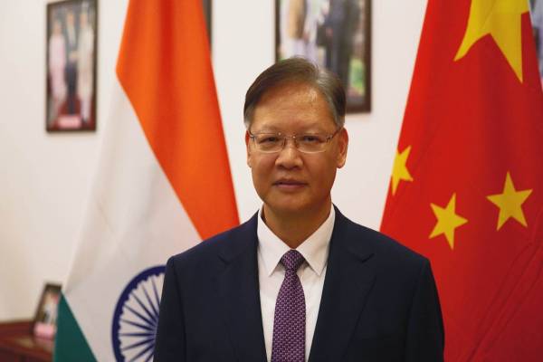 இந்தியாவிற்கு எதிரான ட்ரம்பின் வரி: கடுமையாக எதிர்க்கும் சீனா | China Opposes Trump S Tariffs On India