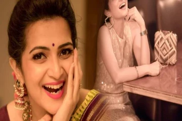 தங்க நிற உடையில் சிலை போல் ஜொலிக்கும் தொகுப்பாளினி டிடி ! குவியும் லைக்குகள்