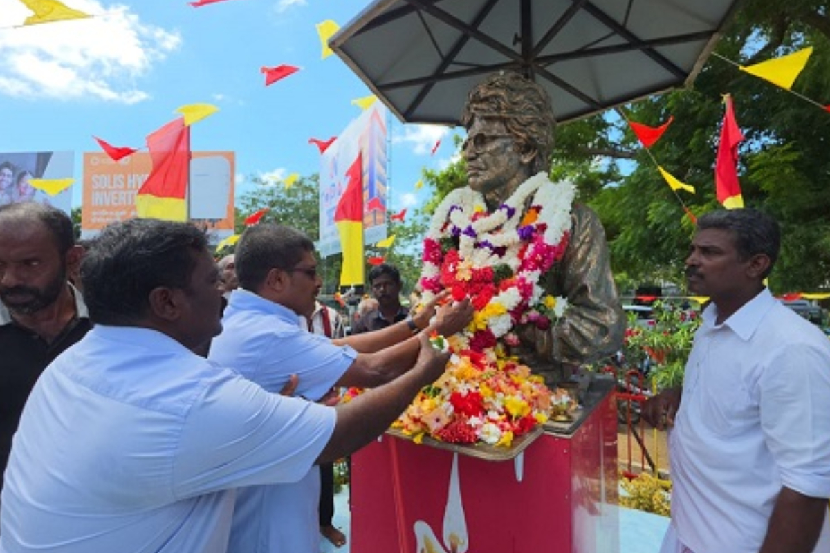 தியாக தீபத்தின் விடயத்தில் முட்டி மோதிக்கொள்ளும் தமிழர் தரப்புக்கள்! விடுக்கப்பட்ட கோரிக்கை | Thileepan Statue Issue Request தியாக தீபத்தின் விடயத்தில் முட்டி மோதிக்கொள்ளும் தமிழர் தரப்புக்கள்! விடுக்கப்பட்ட கோரிக்கை | Thileepan Statue Issue Request