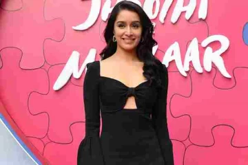 முதன்முறையாக தனது காதலனை அறிமுகப்படுத்தியுள்ள பாலிவுட் நடிகை ஸ்ரத்தா கபூர்... வைரலாகும் போட்டோ