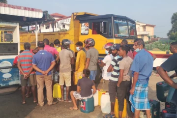 திருகோணமலையில் கடற்றொழிலாளர்களுக்கு ஏற்பட்ட அவல நிலை