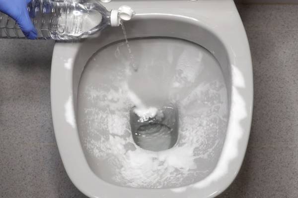 மஞ்சள் கறையை எப்படி இல்லாமல் செய்யலாம் மஞ்சள் கறையை எப்படி இல்லாமல் செய்யலாம்