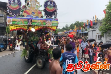 ஏறாவூர் காட்டு மாஞ்சோலை ஸ்ரீ பத்திரகாளி அம்பாள் ஆலய பால்குட பவனி