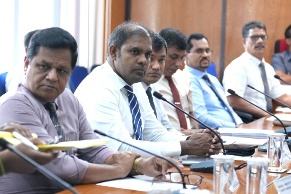 பலாலி விமான நிலையத்தில் விசேட காட்சிக்கூடமொன்றை நிறுவுவதற்கு தீர்மானம் | Establish Special Exhibition Hall Palaly Airport பலாலி விமான நிலையத்தில் விசேட காட்சிக்கூடமொன்றை நிறுவுவதற்கு தீர்மானம் | Establish Special Exhibition Hall Palaly Airport