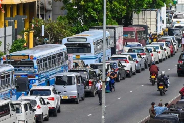 இலங்கையில் வரிசை இல்லாத ஒரேயொரு எரிபொருள் நிலையம்