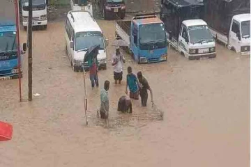 நீரால் மூழ்கிய பண்டாரவளை