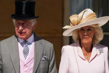 மன்னர் சார்லஸ் எப்படி இருக்கிறார்? சலித்துக்கொள்ளும் ராணி கமீலா