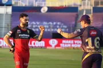 ஆர்சிபி அணியில் இருந்து கழட்டிவிடப்பட்ட இரண்டு வீரர்கள்! பலப்பரீட்சையில் வெளியேறும் அணி எது?