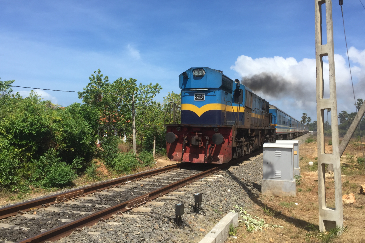 யாழில் புகையிரதத்தில் மோதி இராணுவ சிப்பாய் பலி | Army Soldier Killed Being Hit Train In Jaffna